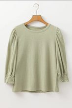 Load image into Gallery viewer, Textured Puff Sleeve Top
