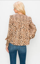 Load image into Gallery viewer, Animal Print Top
